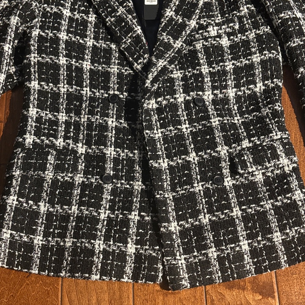 Fashion Nova Black & White Plaid Tweed Blazer - Picture 2 of 4